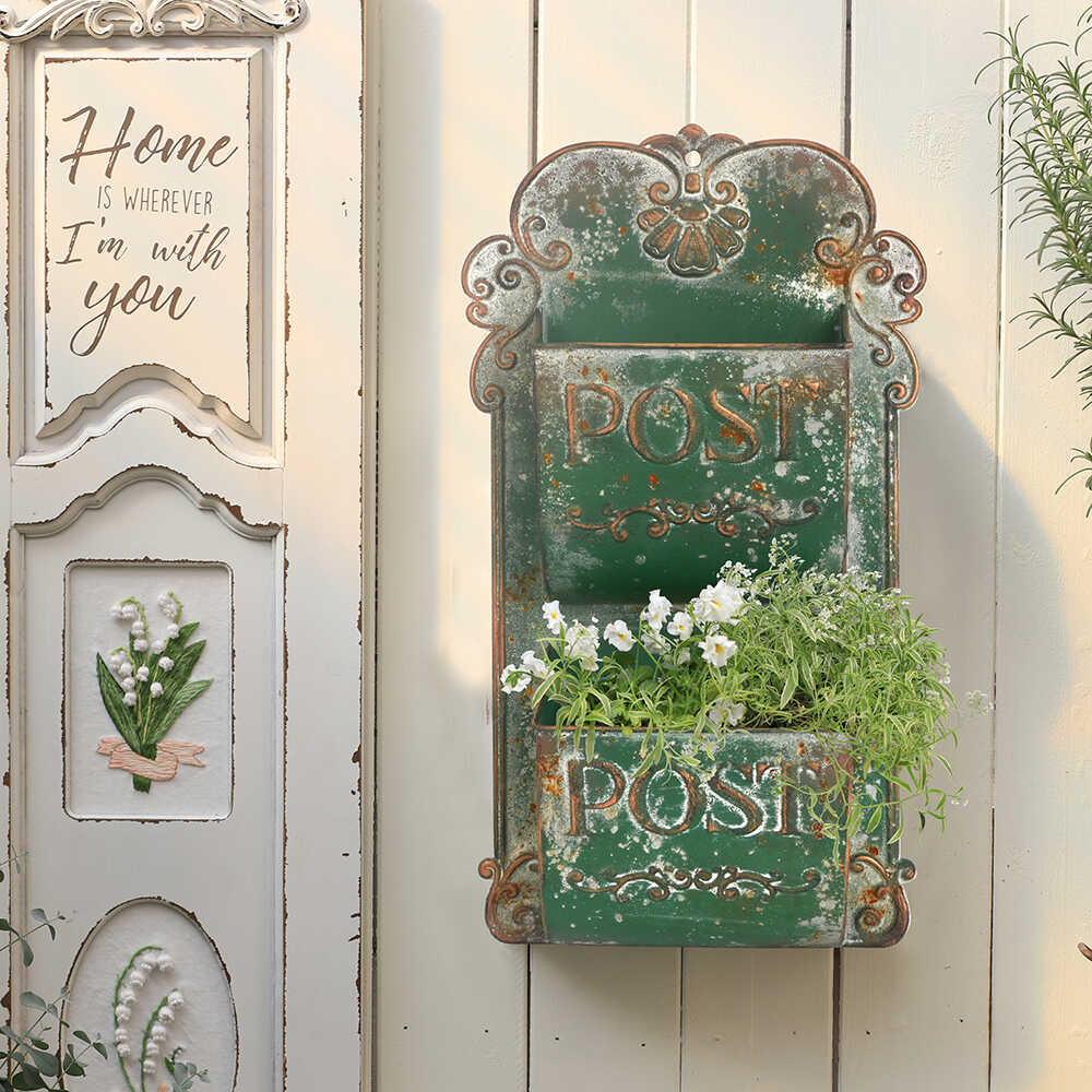 Cesto de Parede Rústico em Fer - Gardening Tools Vintage avaliação e preço