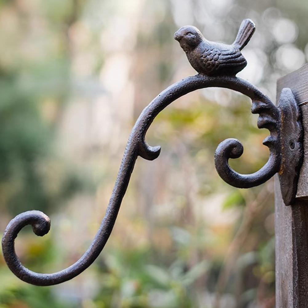 Ganchos de Parede Vintage em F - Gardening Tools Vintage avaliação e preço